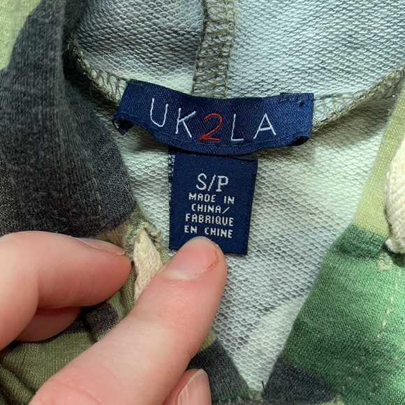 Forever 21 crop - Picture 3 of 3